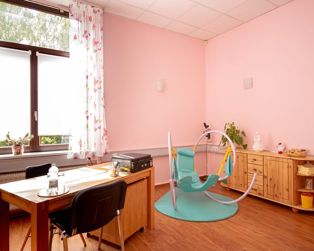 Sprechstundenzimmer und Geburtsraum 1 - Bild 3