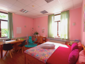 Sprechstundenzimmer und Geburtsraum 1 - Bild 1